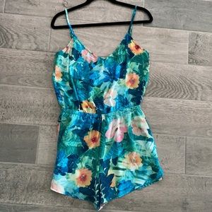 Show Me Your Mimi Rorey Romper